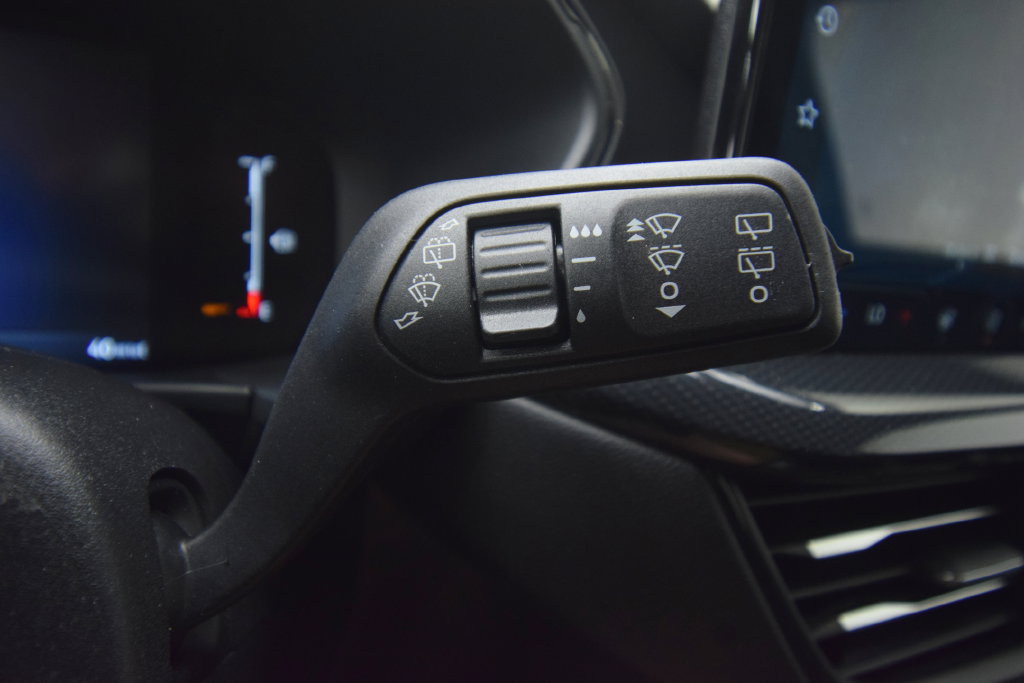Used 2023 Ford Escape ST-Line Select w/ Tech Pack #1 AWD/4WD image 30