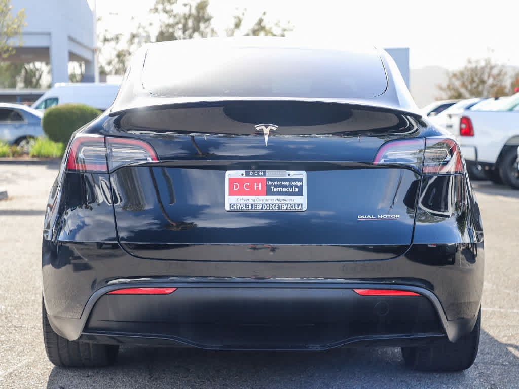 Used 2023 Tesla Model Y Performance AWD/4WD image 5