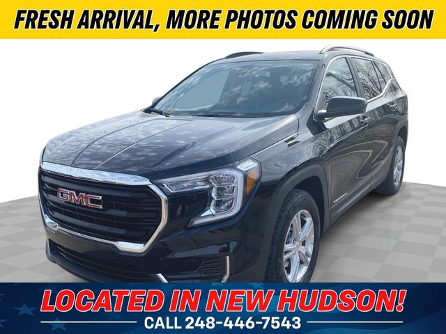 Used 2023 GMC Terrain SLE w/ Driver Convenience Package image 1
