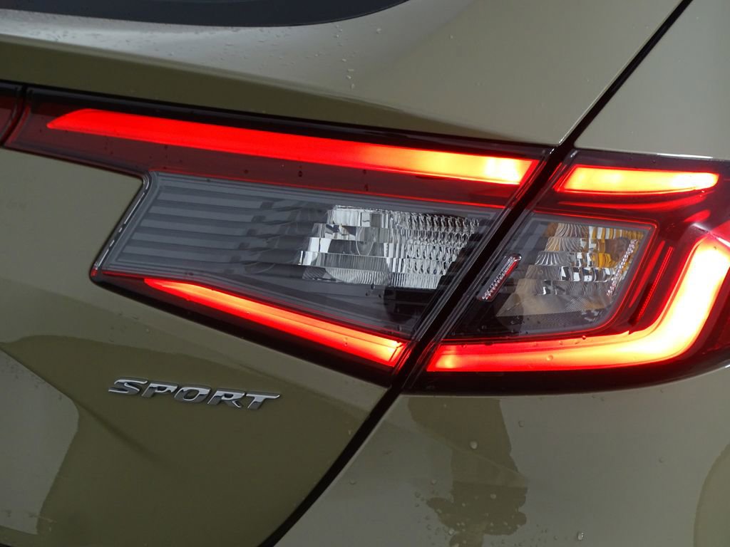Used 2025 Honda Civic Sport image 31