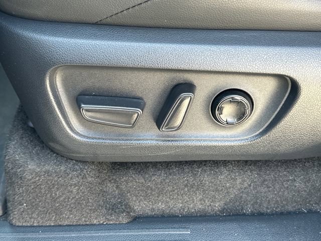 Used 2025 Toyota 4Runner TRD Off-Road Premium image 16