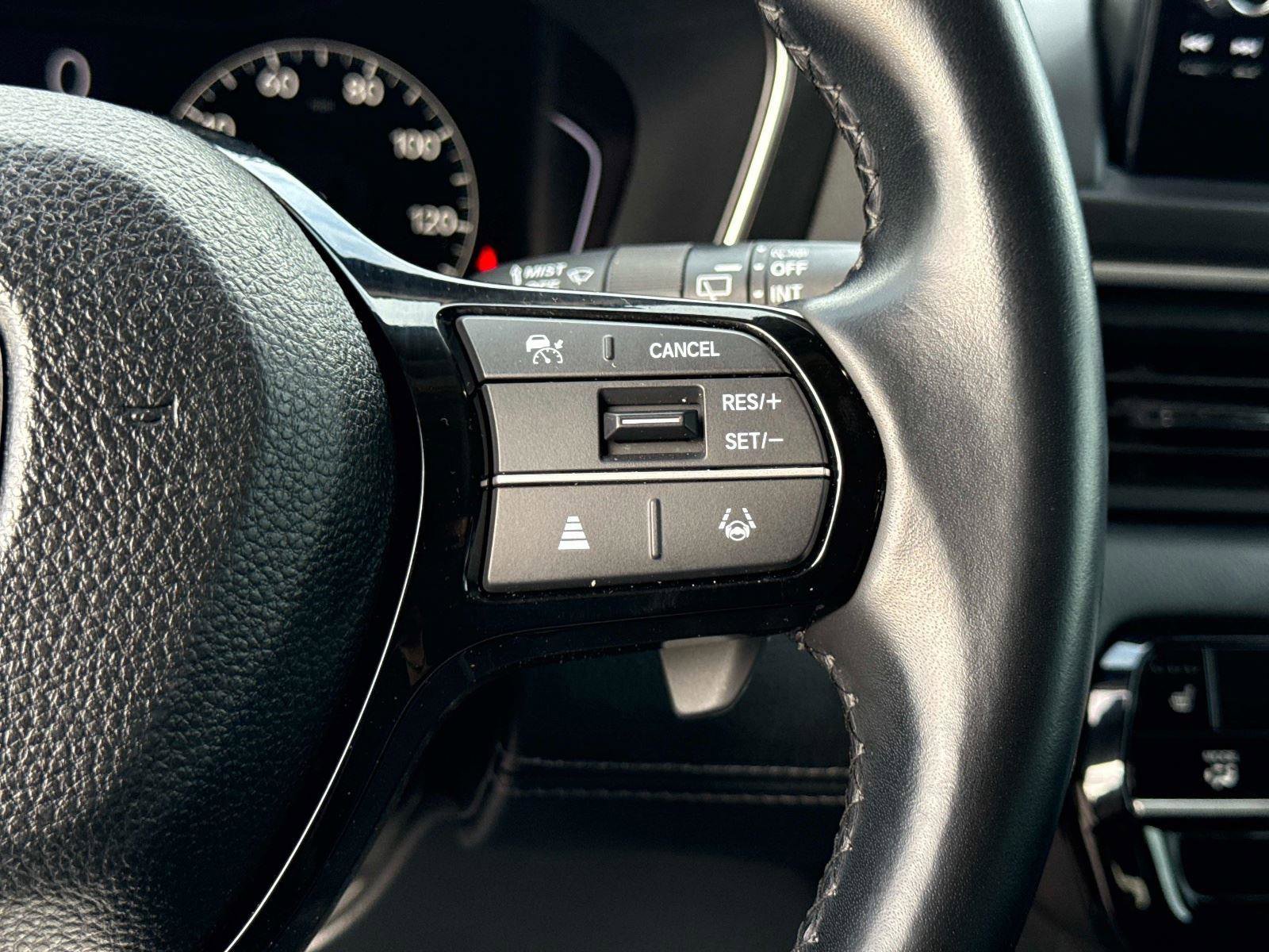 Certified 2024 Honda Pilot Touring image 30