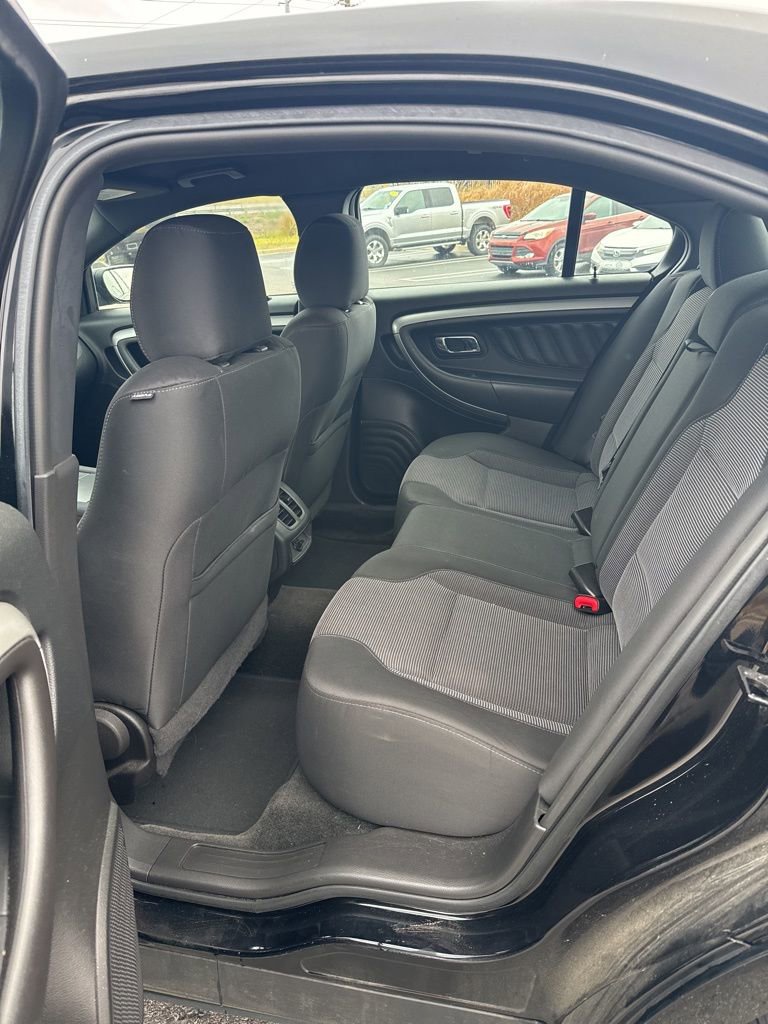 Used 2016 Ford Taurus SEL image 8