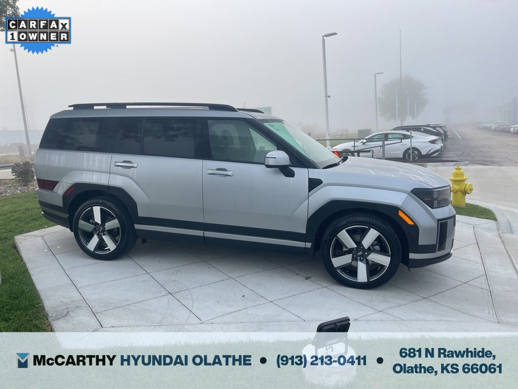 Used 2025 Hyundai Santa Fe Limited image 19
