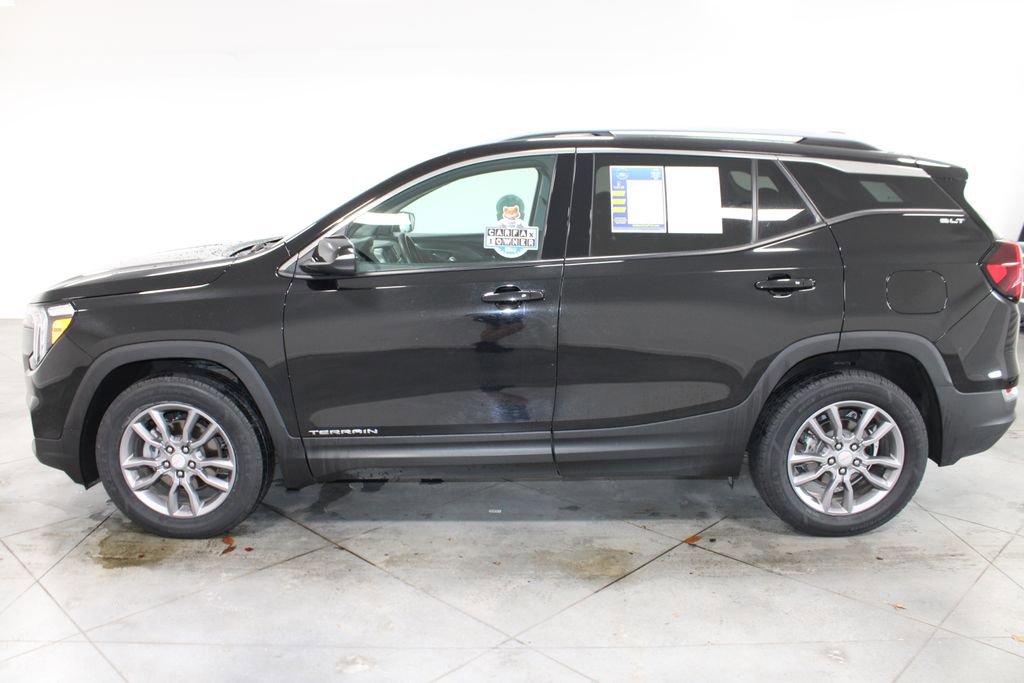 Used 2024 GMC Terrain SLT image 6