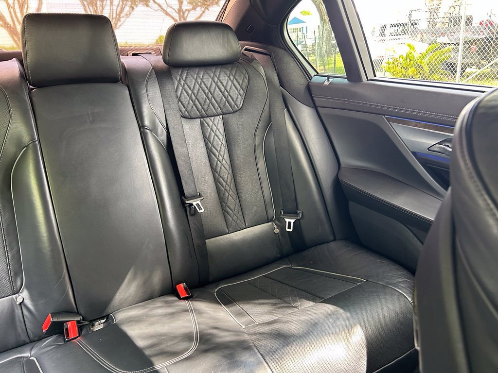 Used 2016 BMW 740i RWD image 14