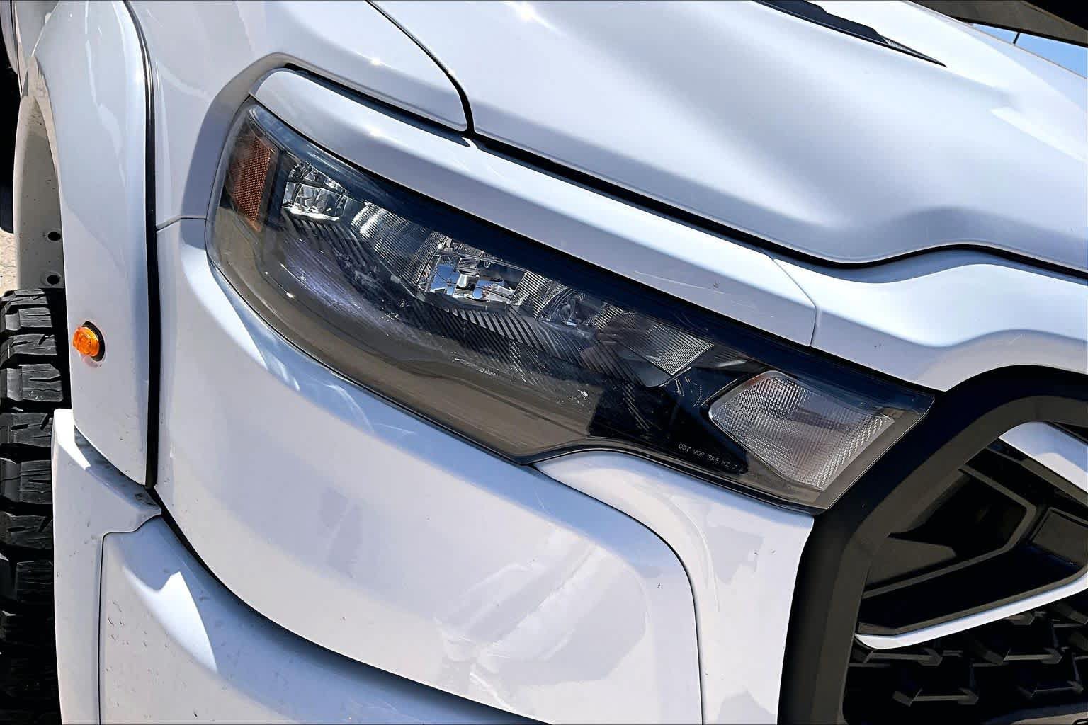 New 2026 RAM 1500 4x4 Crew Cab image 13