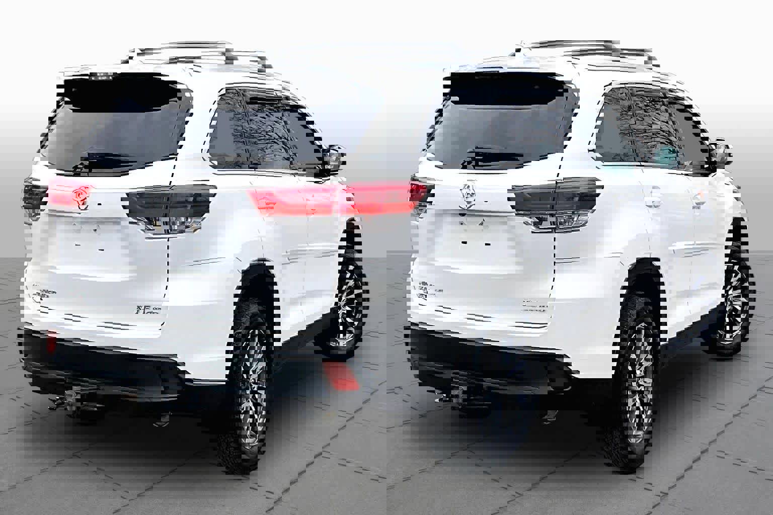 Certified 2019 Toyota Highlander XLE image 13