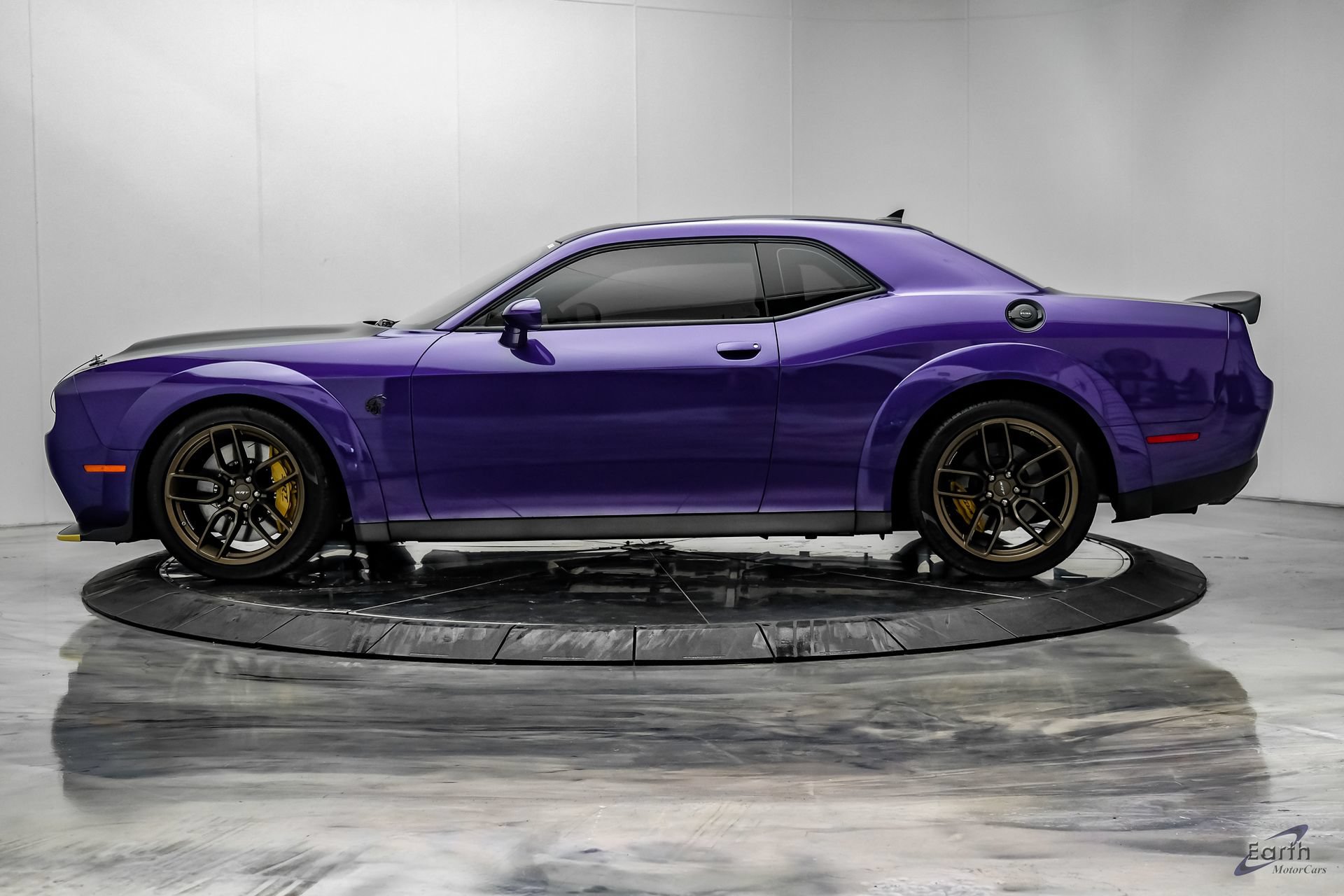 Used 2023 Dodge Challenger SRT Hellcat RWD image 8