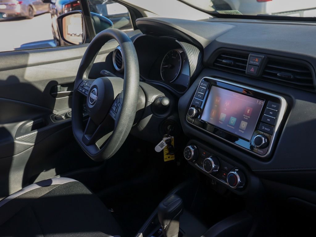 Used 2025 Nissan Versa S w/ Trunk Package image 19