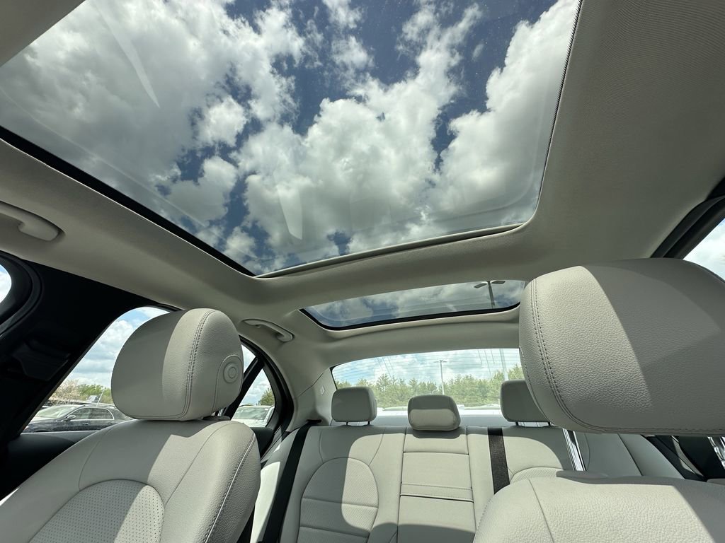 Used 2018 Mercedes-Benz C 300 Sedan image 33