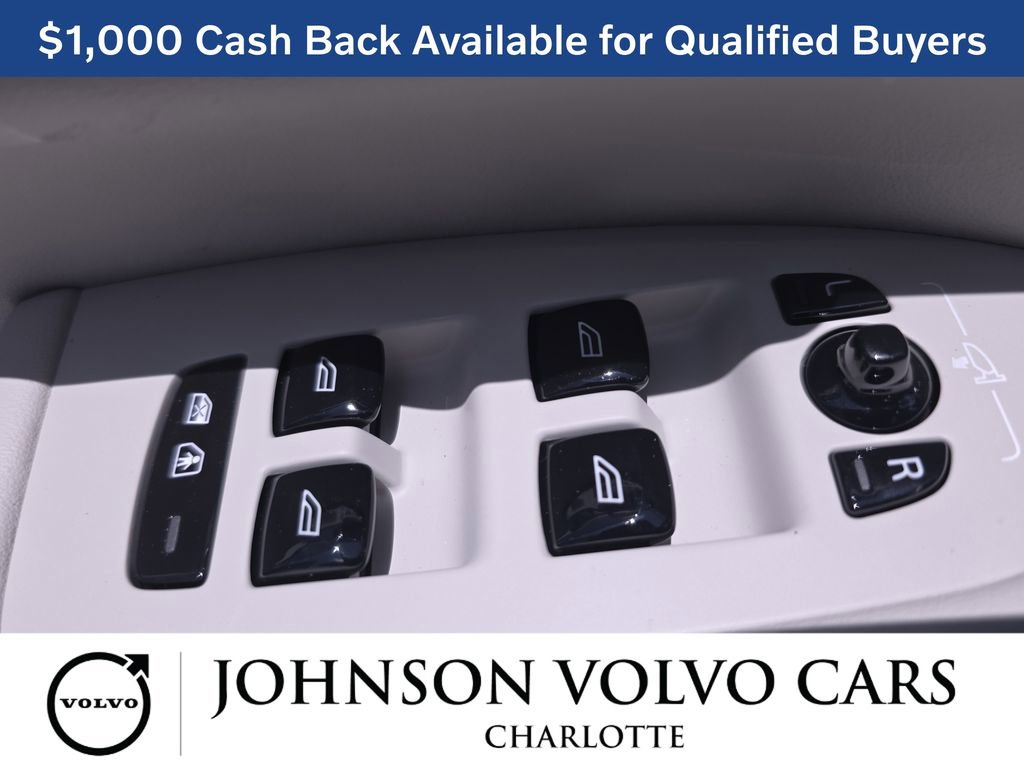 New 2026 Volvo XC90 T8 Ultra w/ Protection Package Premier AWD/4WD image 32
