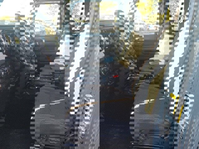 New 2025 Jeep Gladiator Sport image 14