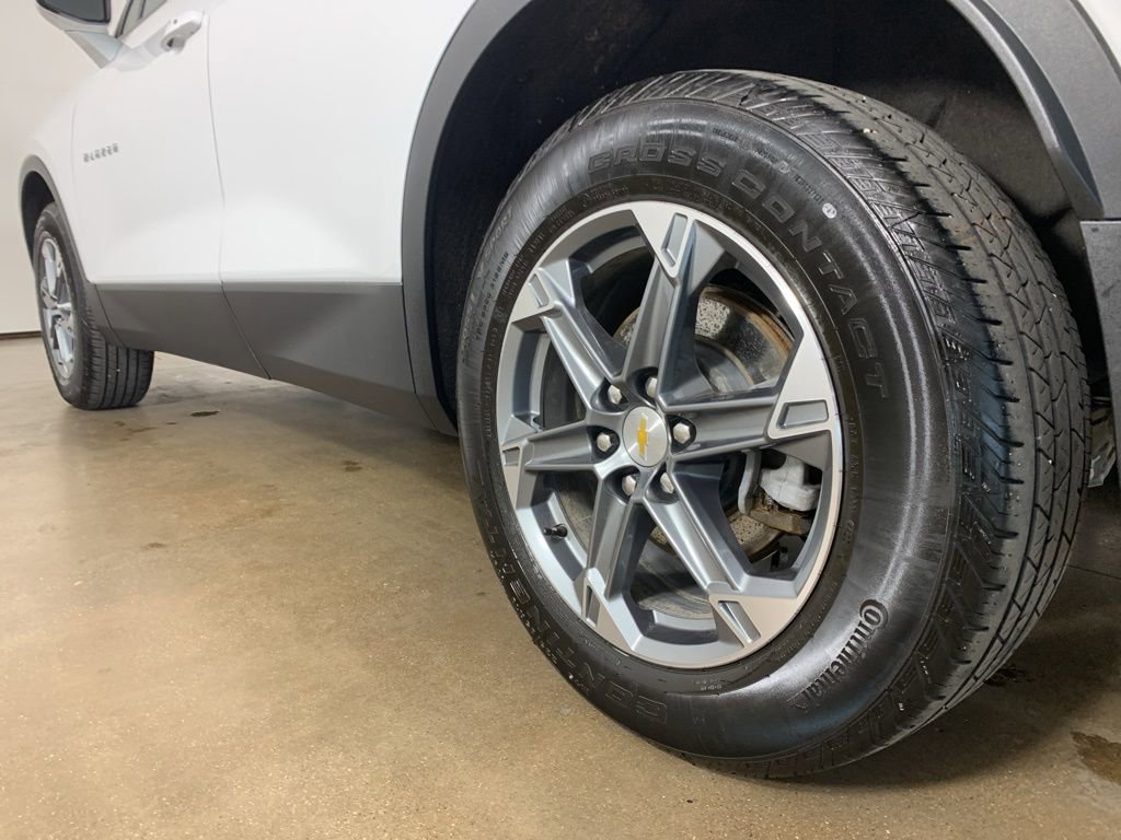 Used 2023 Chevrolet Blazer LT image 15