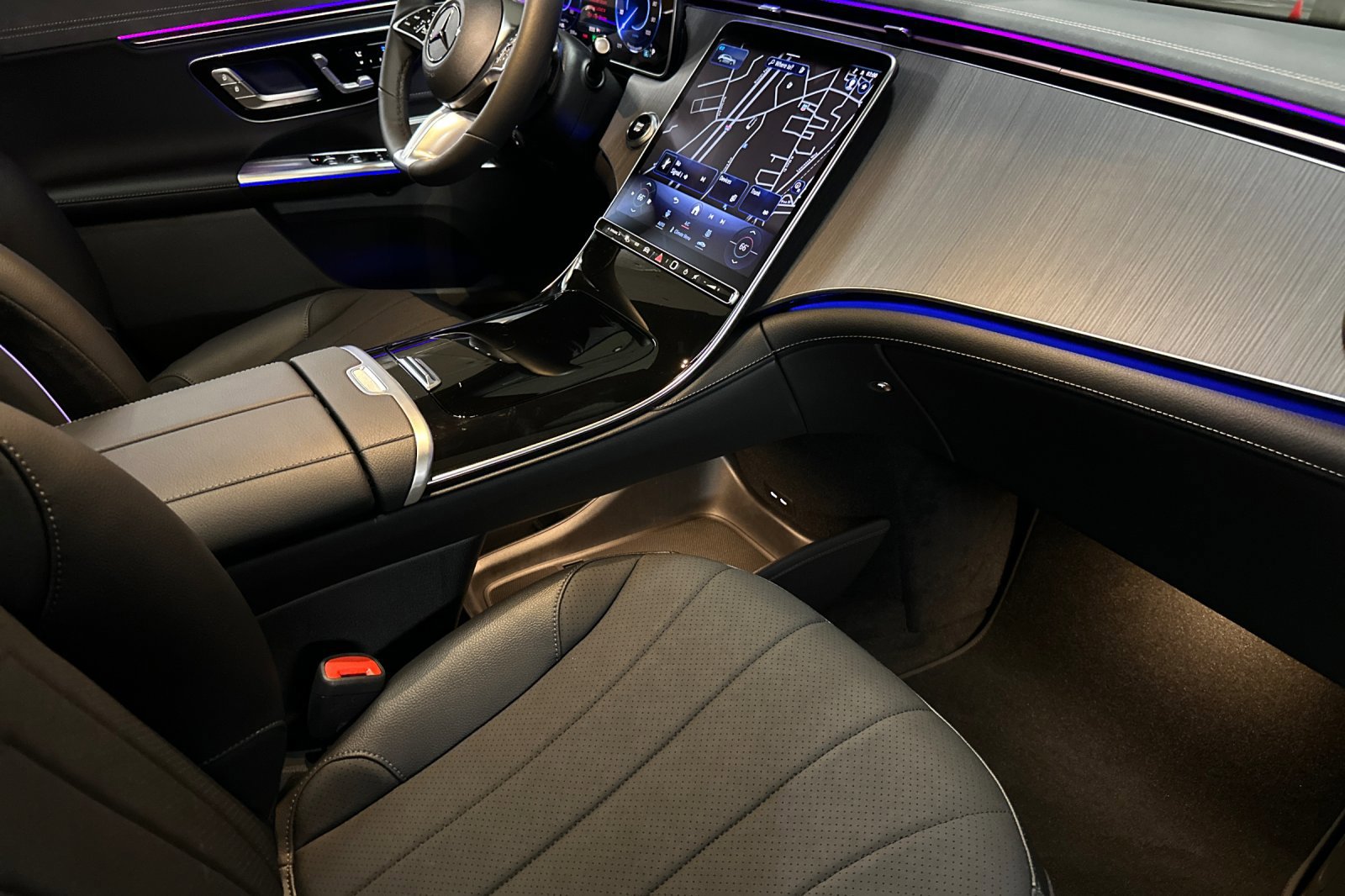 New 2025 Mercedes-Benz EQE 350+ SUV image 27