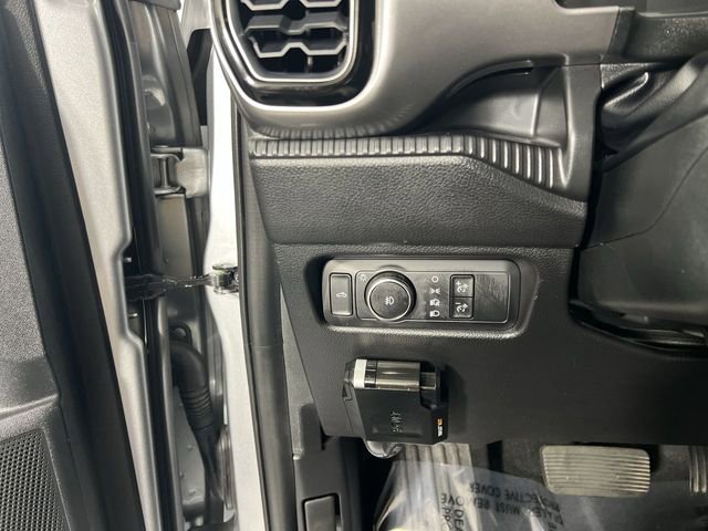 Used 2024 Ford Ranger XLT w/ Trailer Tow Package image 14