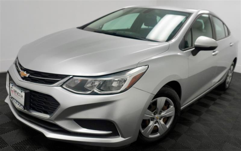 Used 2018 Chevrolet Cruze LS image 38