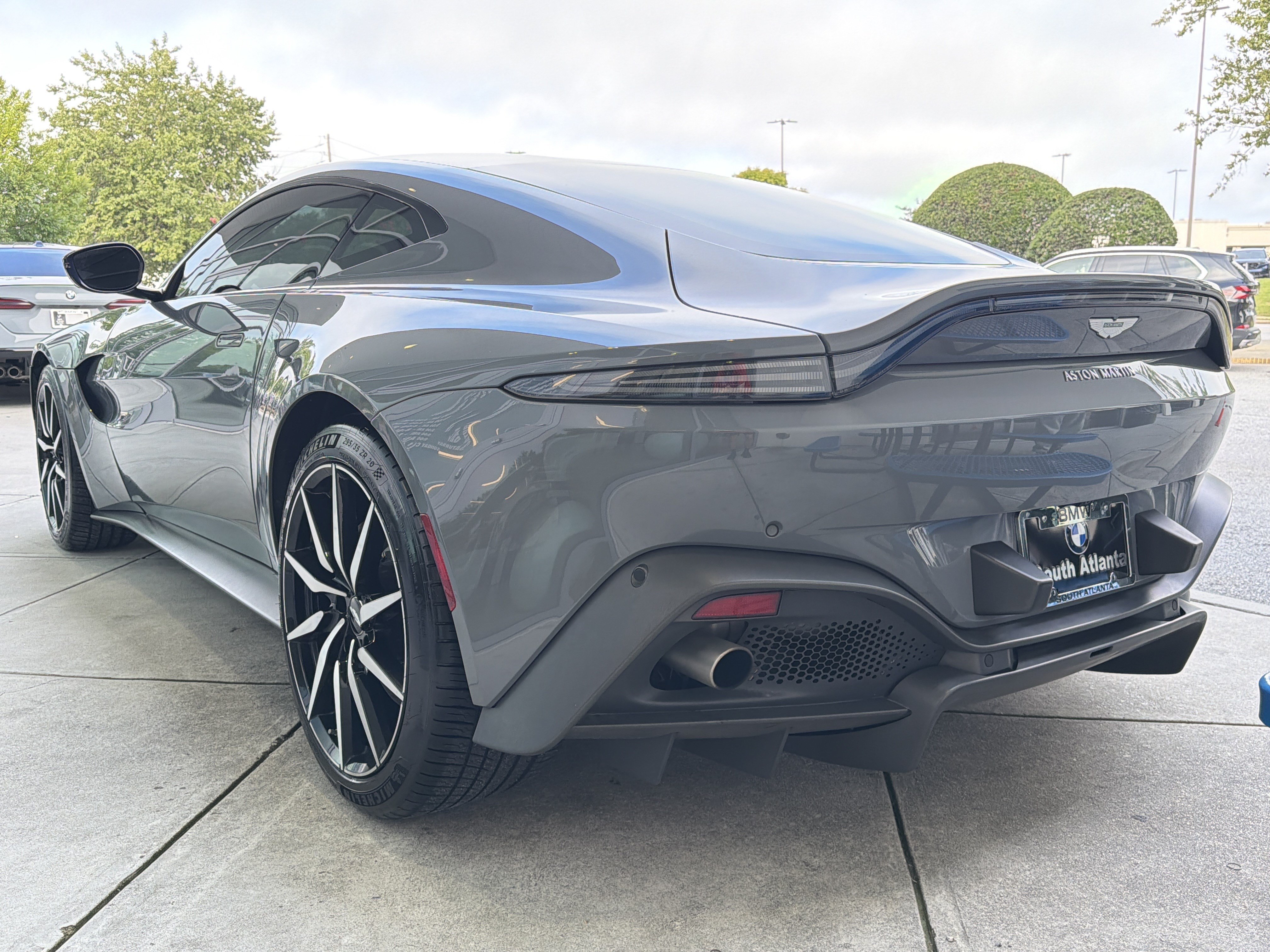 Used 2020 Aston Martin V8 Vantage Coupe RWD image 11