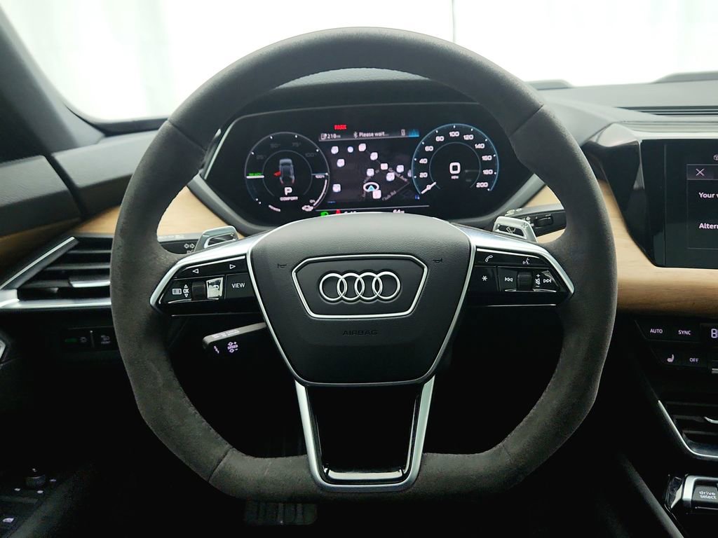 Used 2022 Audi e-tron GT Premium Plus image 15