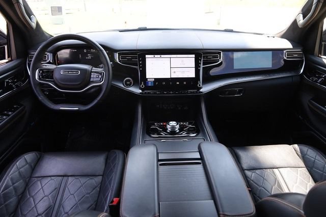 Used 2024 Jeep Grand Wagoneer L Series III w/ Rear Seat Video Group 1 AWD/4WD image 31