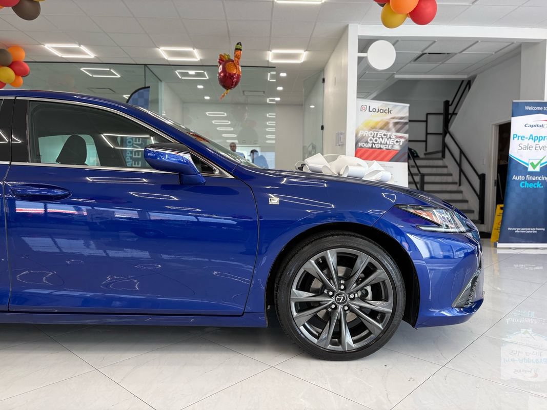 Used 2020 Lexus ES 350 F Sport w/ Accessory Package FWD image 9