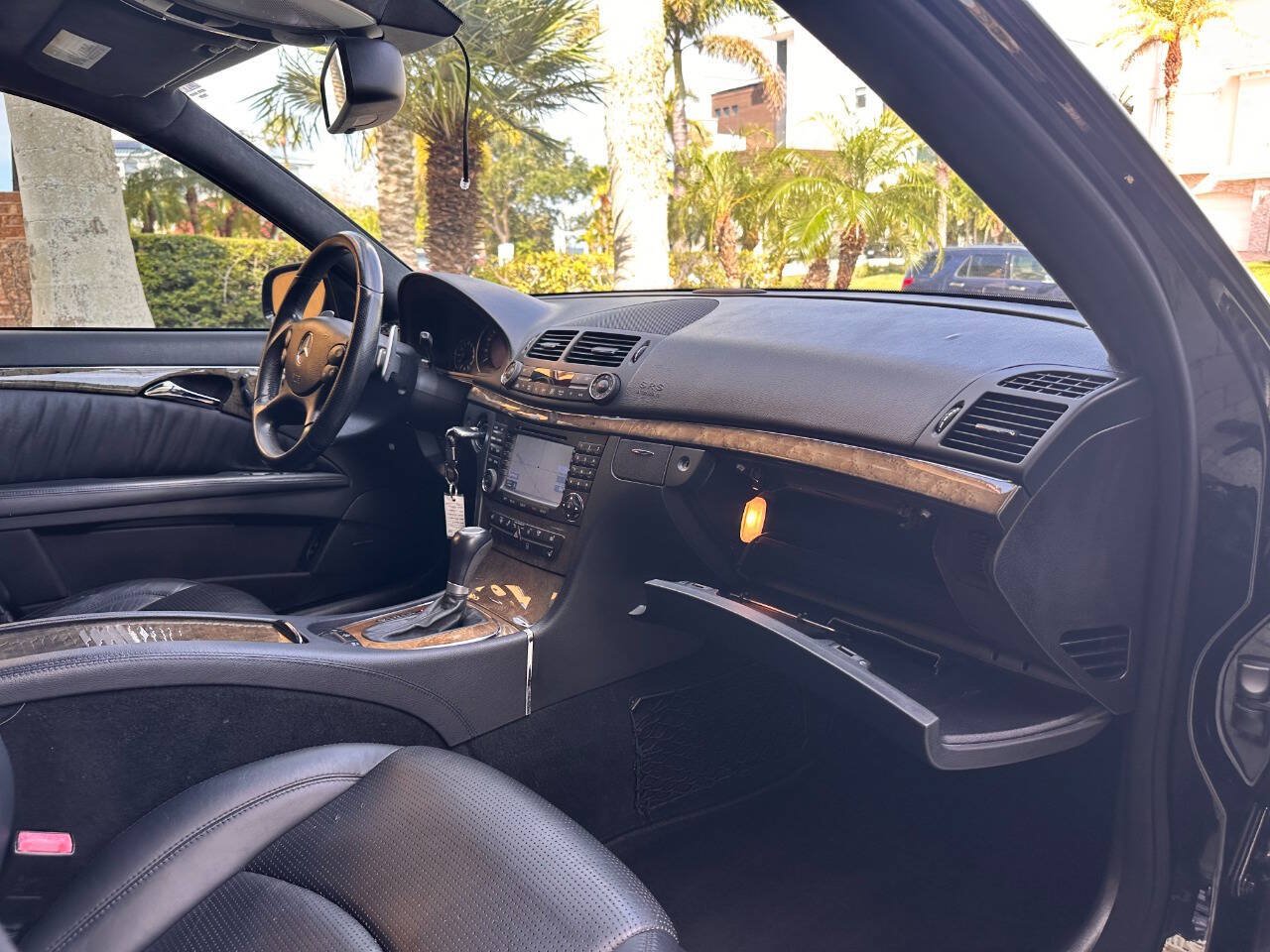 Used 2008 Mercedes-Benz E 63 AMG Sedan image 63