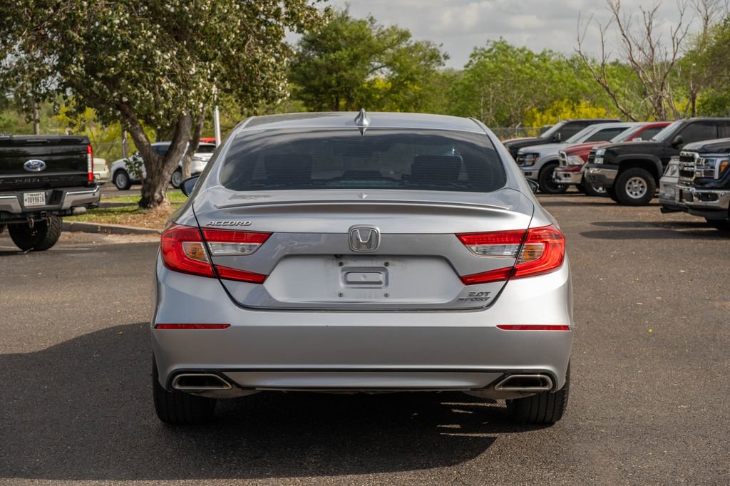 Used 2019 Honda Accord Sport image 4