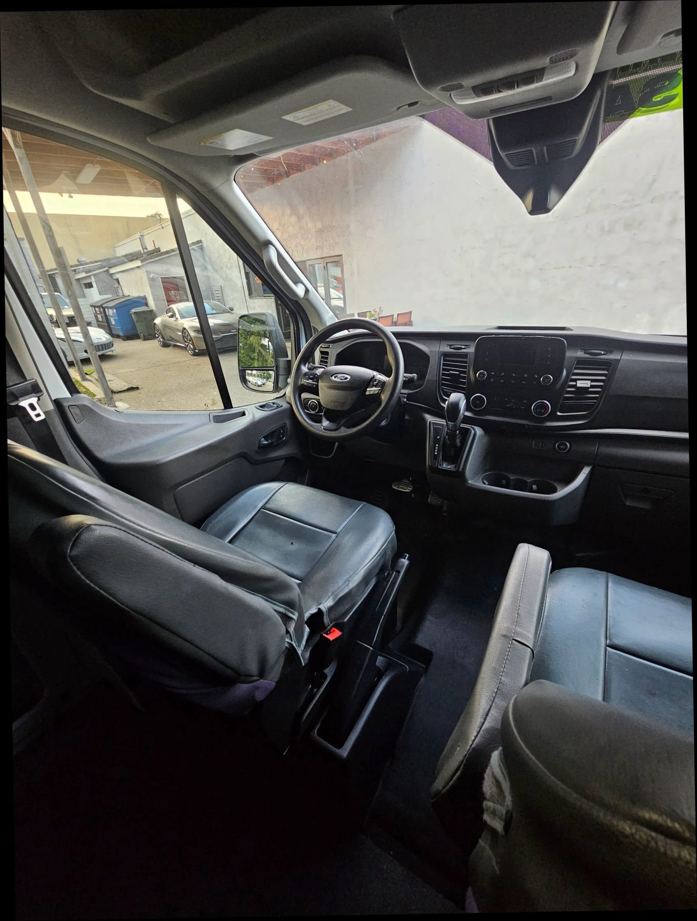 Used 2020 Ford Transit 250 Medium Roof image 26