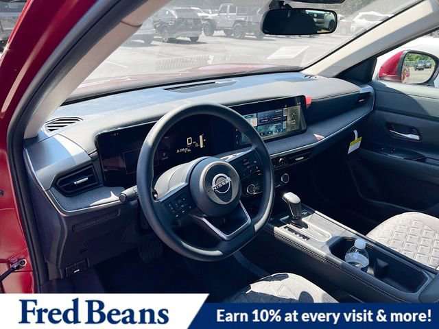 New 2025 Nissan Kicks SV w/ SV Premium Package image 6