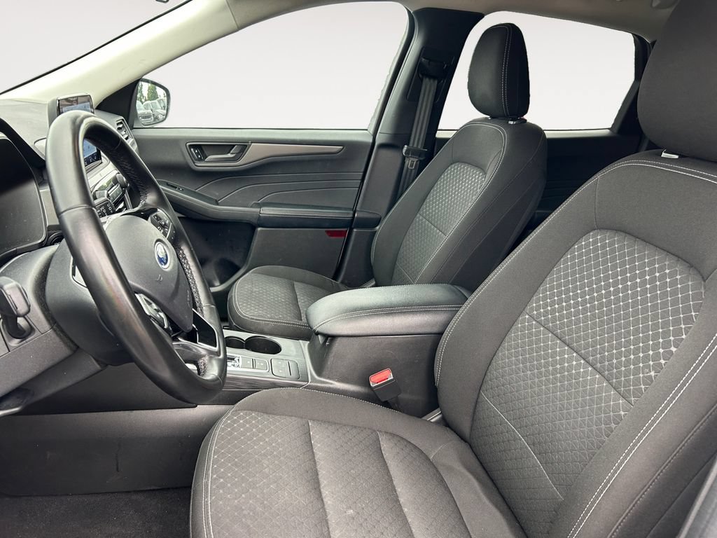 Used 2023 Ford Escape Active AWD/4WD image 9