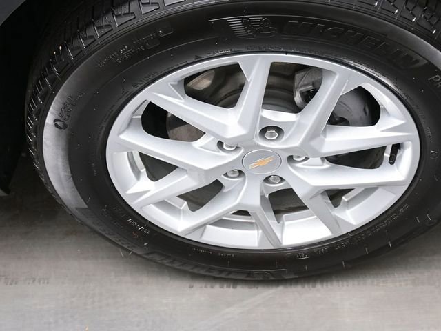 Used 2023 Chevrolet Equinox LT image 30