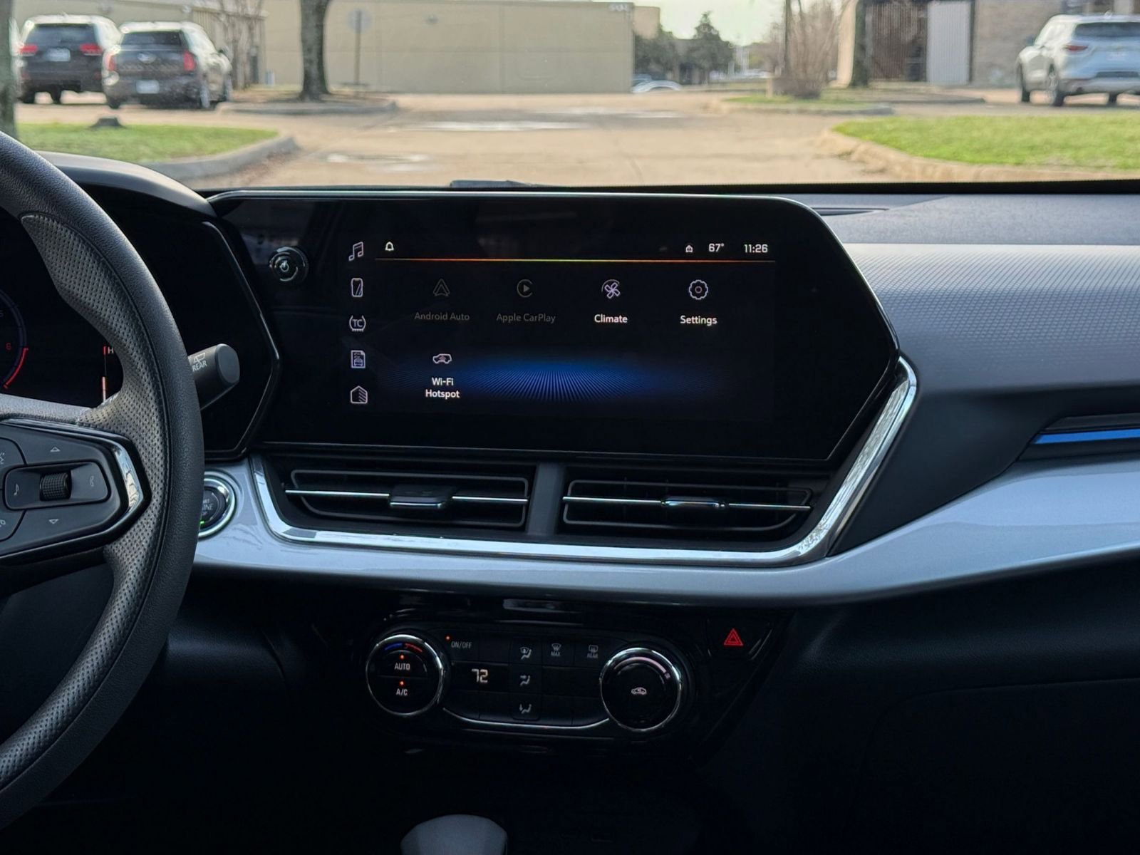 Used 2025 Chevrolet Trax LT image 17