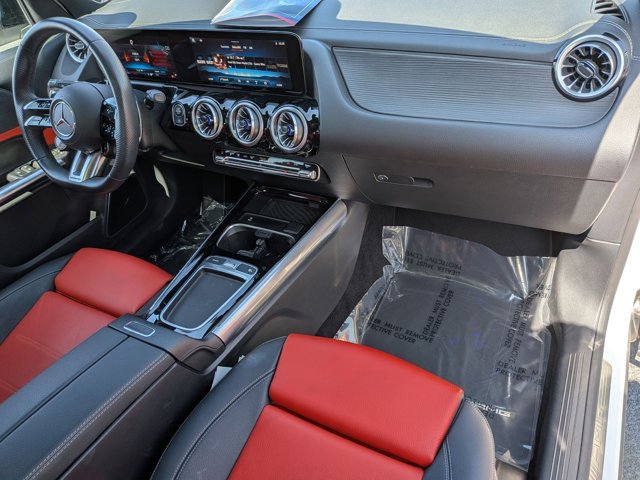 Used 2024 Mercedes-Benz GLA 35 AMG 4MATIC image 22