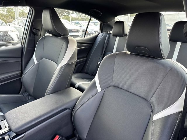 Certified 2025 Toyota Camry SE image 11