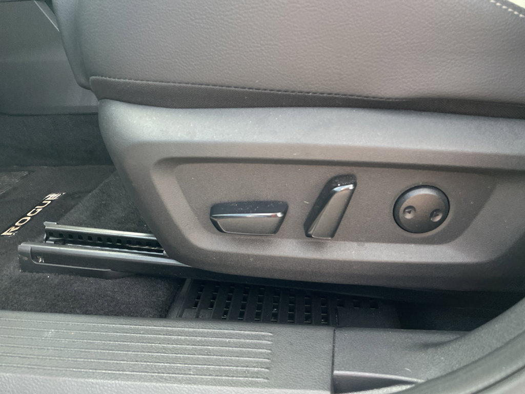 Certified 2024 Nissan Rogue SL w/ SL Premium Package image 11