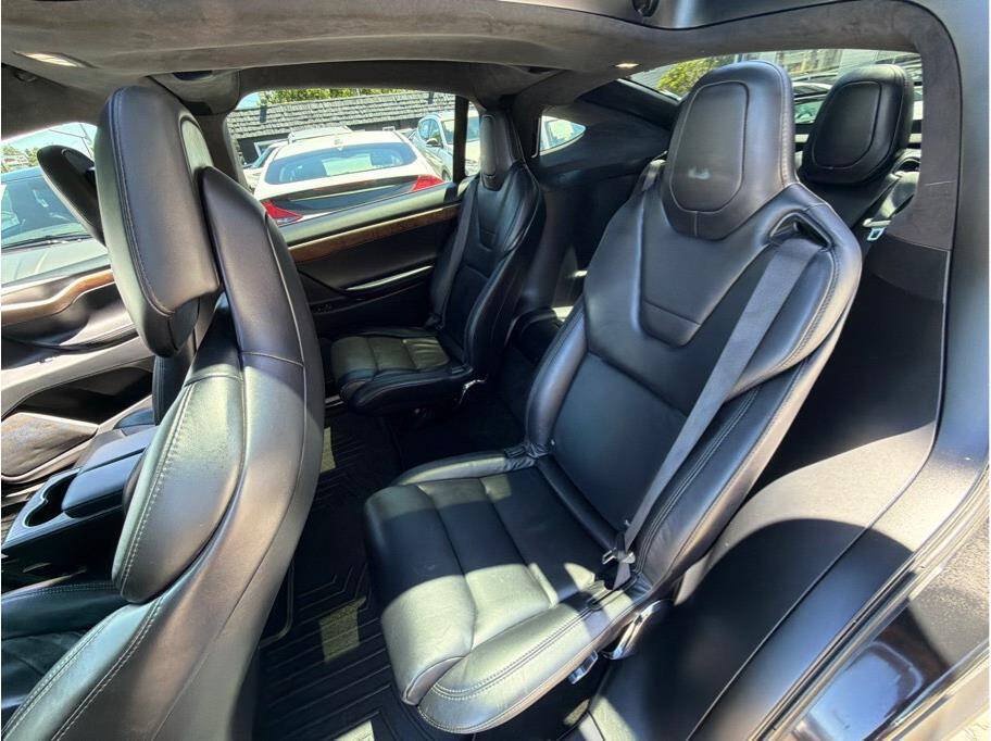 Used 2017 Tesla Model X 100D AWD/4WD image 19