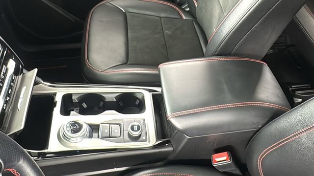 Used 2023 Ford Explorer ST-Line w/ Class IV Trailer Tow Package image 35