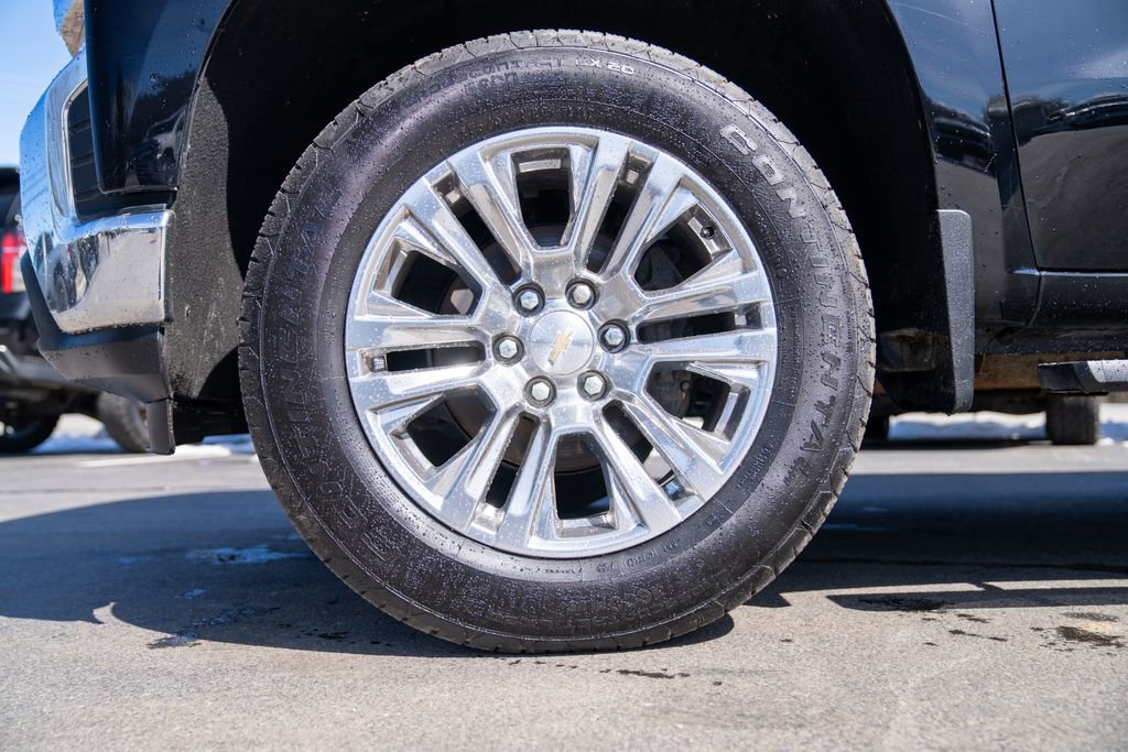 Used 2019 Chevrolet Silverado 1500 LT w/ All-Star Edition image 2