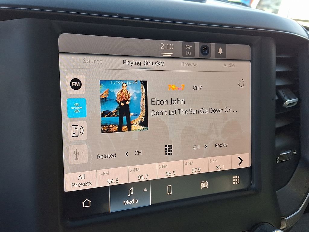 Used 2022 RAM 2500 Tradesman w/ Chrome Appearance Group image 17