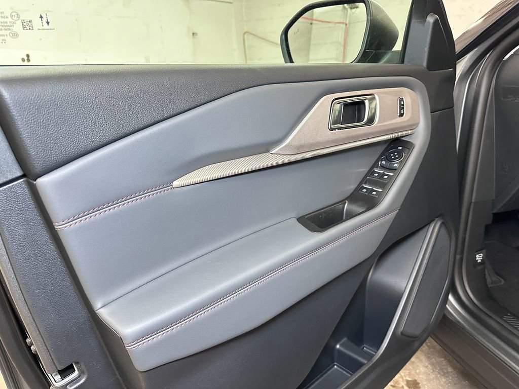 New 2026 Ford Explorer Active w/ Active Comfort Package image 20