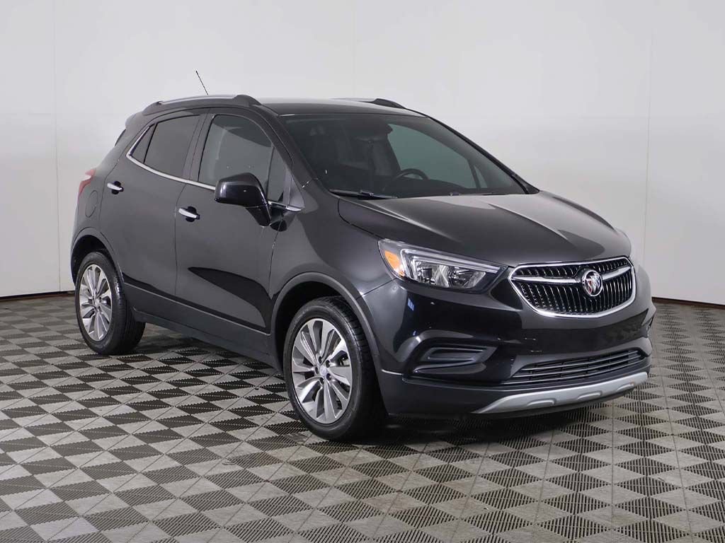 Used 2020 Buick Encore Preferred w/ Safety Package FWD image 46
