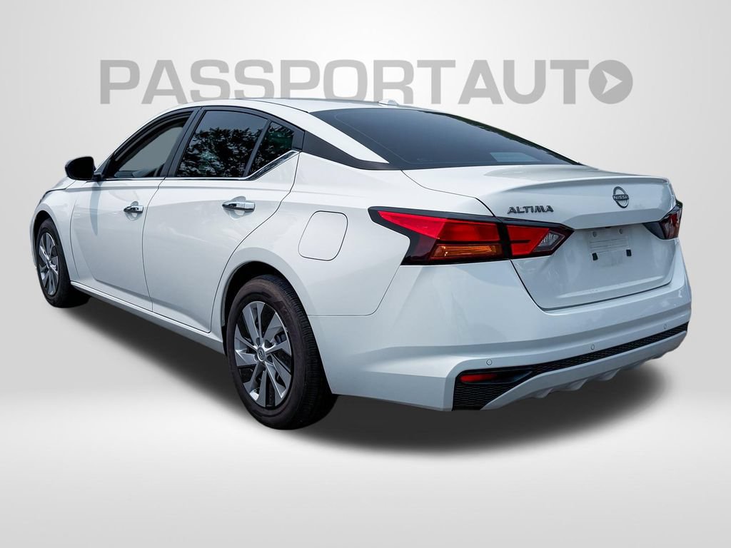 Certified 2025 Nissan Altima 2.5 S FWD image 3