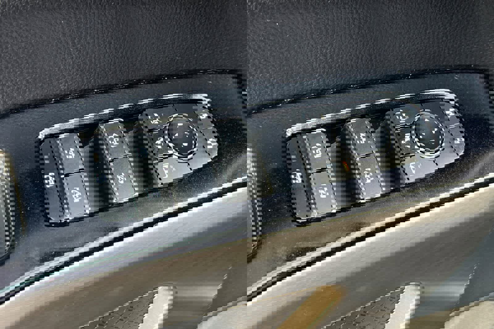 Certified 2024 Nissan Pathfinder Platinum w/ Cargo Package image 14