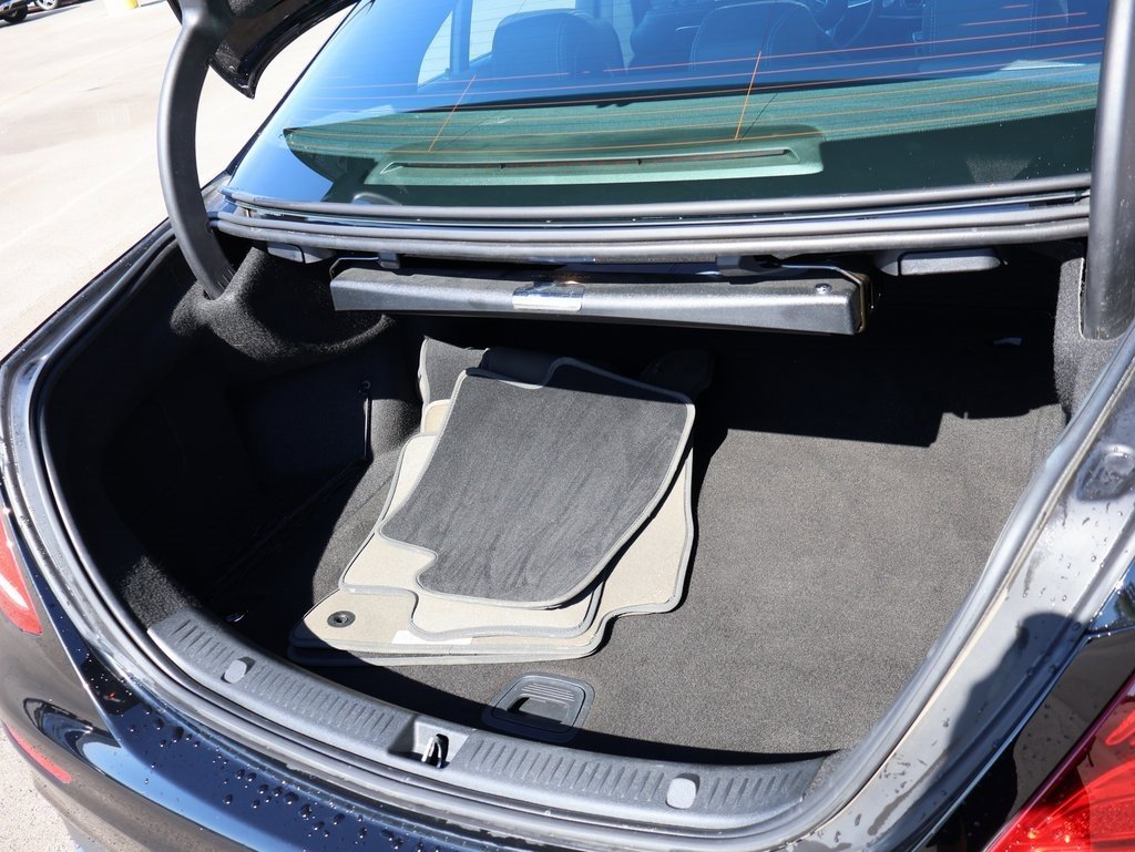 Used 2019 Mercedes-Benz E 300 4MATIC image 17