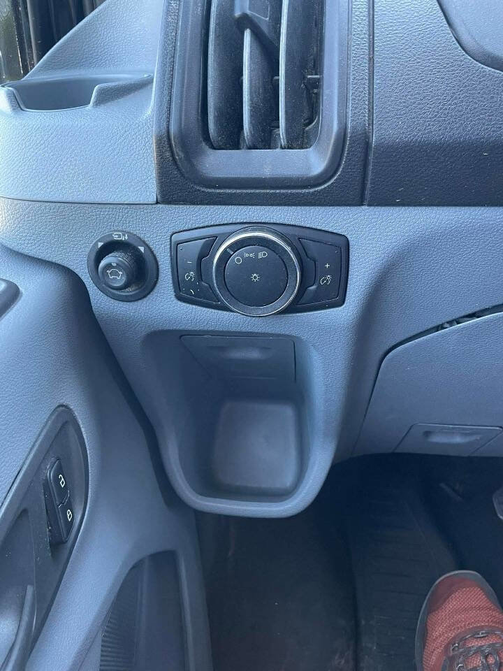 Used 2018 Ford Transit 250 148 Medium Roof RWD image 42