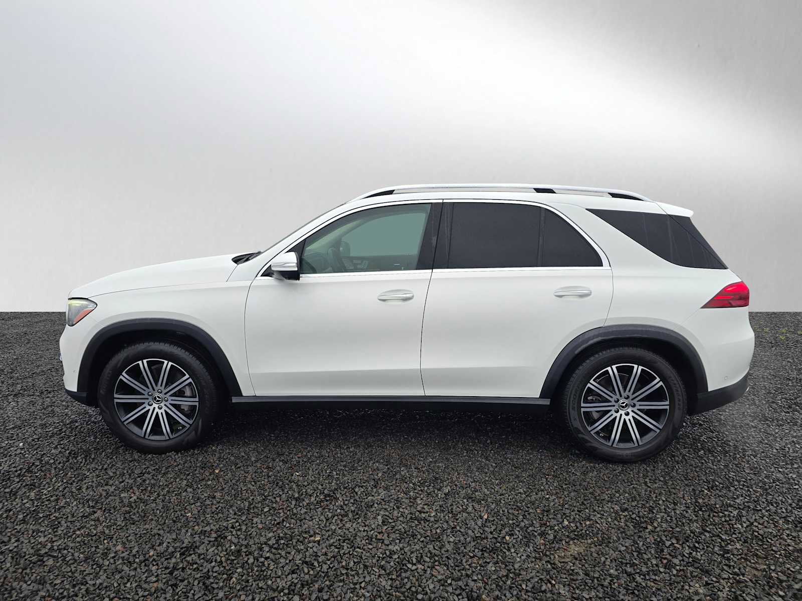 Used 2024 Mercedes-Benz GLE 450 4MATIC image 6