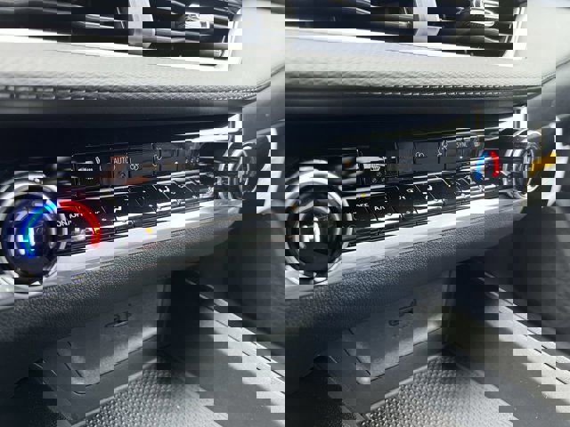 New 2026 Chevrolet Equinox LT w/ Convenience Package II image 11