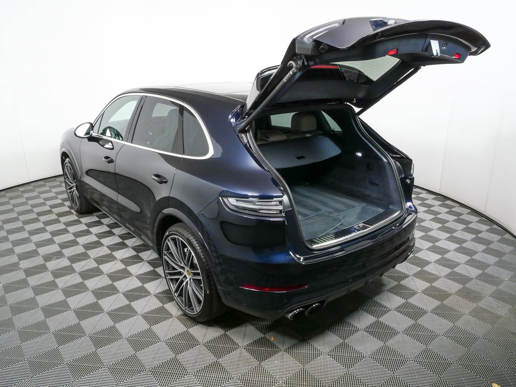 Certified 2021 Porsche Cayenne Turbo AWD/4WD image 40