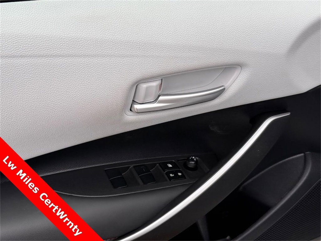 Used 2024 Toyota Corolla SE image 18