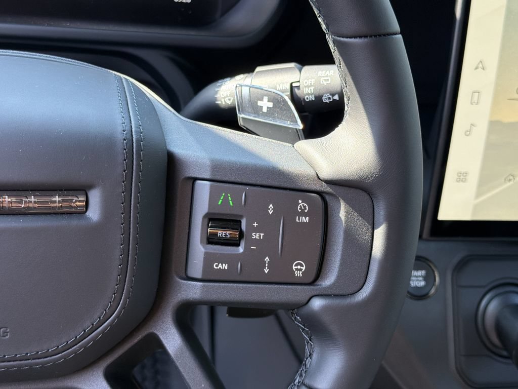 New 2026 Land Rover Defender 110 OCTA AWD/4WD image 23